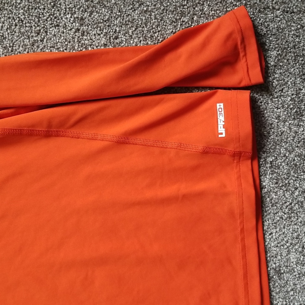 UNDER ARMOUR BASE LAYER - Picture 3 of 7